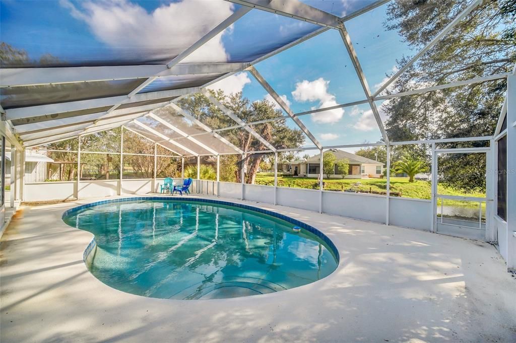 For Rent: $2,200 (3 beds, 2 baths, 1451 Square Feet)