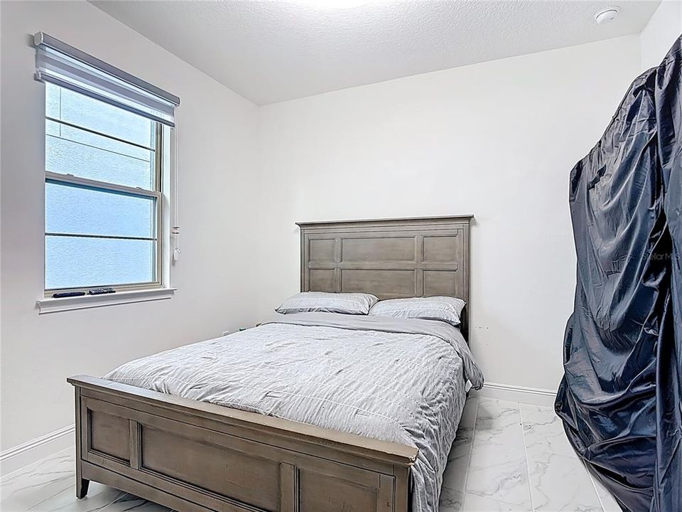 Active With Contract: $299,900 (3 beds, 2 baths, 1580 Square Feet)