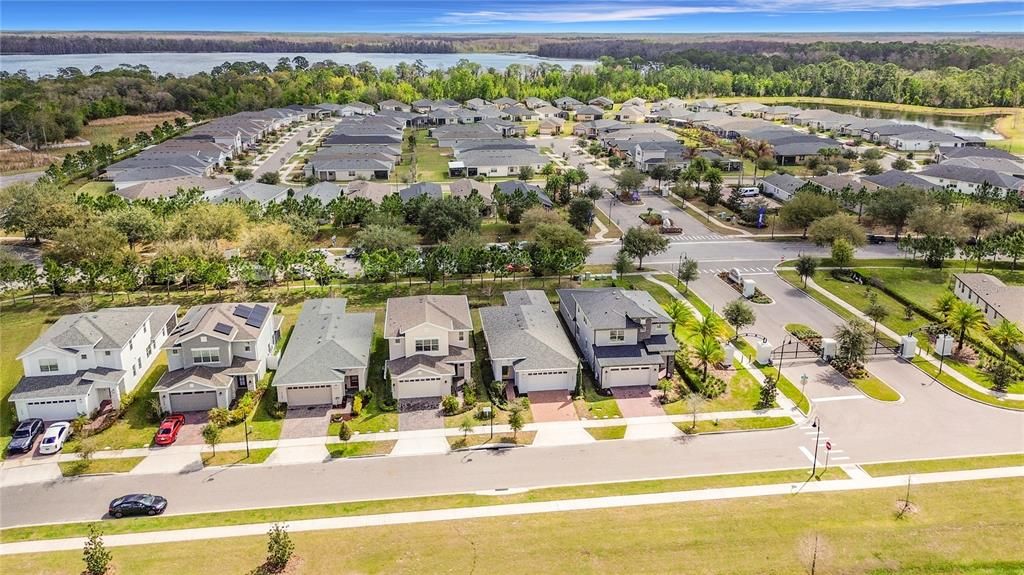 Active With Contract: $299,900 (3 beds, 2 baths, 1580 Square Feet)