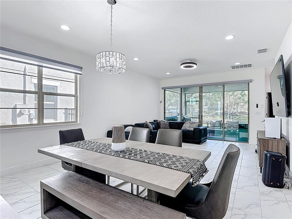 Active With Contract: $299,900 (3 beds, 2 baths, 1580 Square Feet)