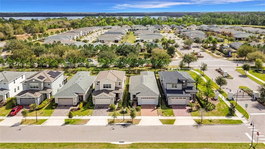 Active With Contract: $299,900 (3 beds, 2 baths, 1580 Square Feet)