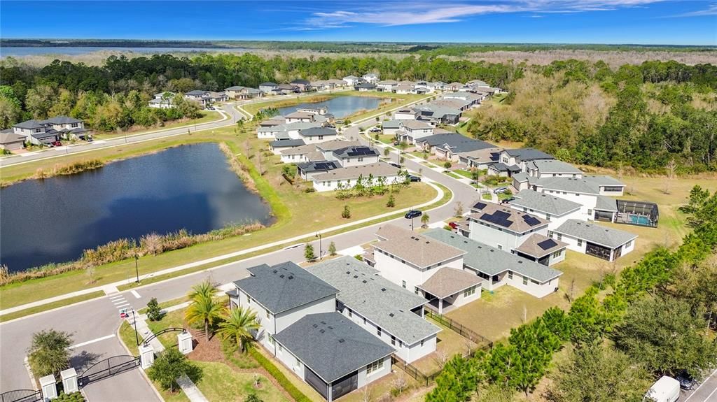 Active With Contract: $299,900 (3 beds, 2 baths, 1580 Square Feet)