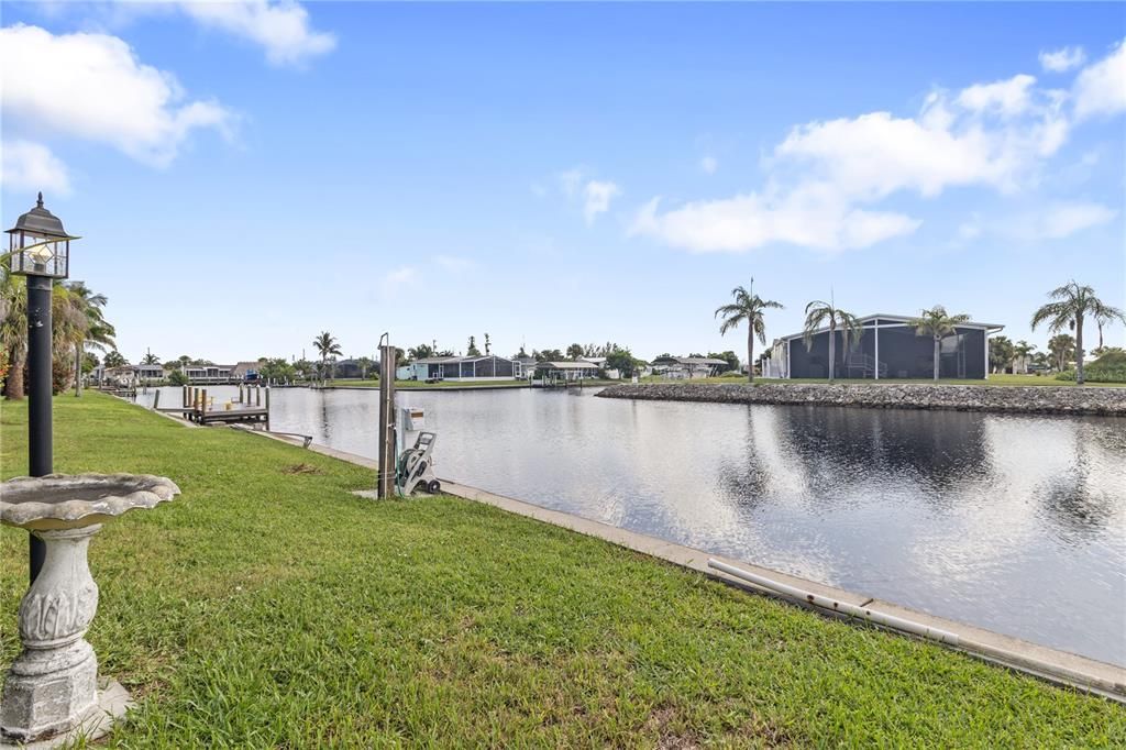 Active With Contract: $275,000 (2 beds, 2 baths, 1236 Square Feet)