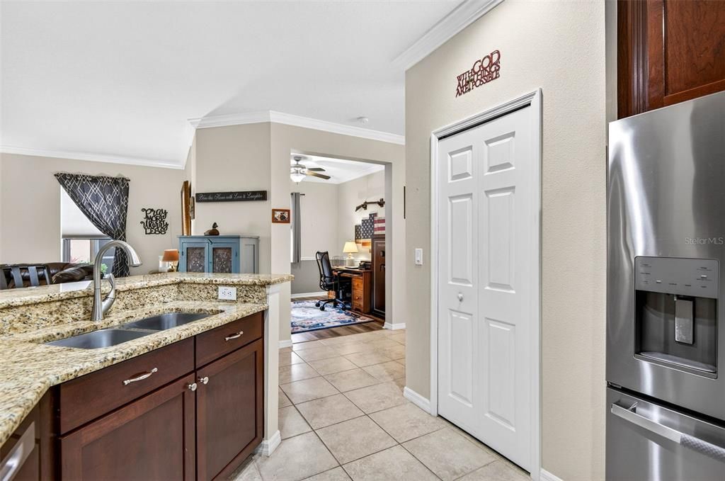 Active With Contract: $296,000 (2 beds, 2 baths, 1631 Square Feet)