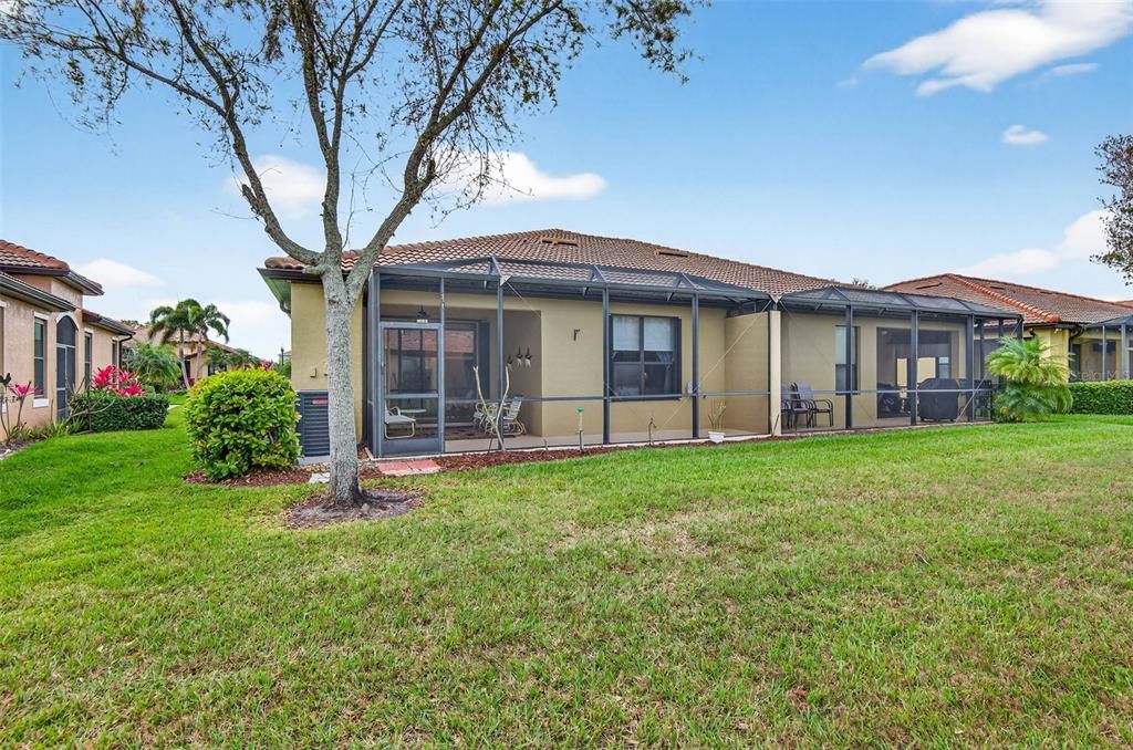 Active With Contract: $296,000 (2 beds, 2 baths, 1631 Square Feet)