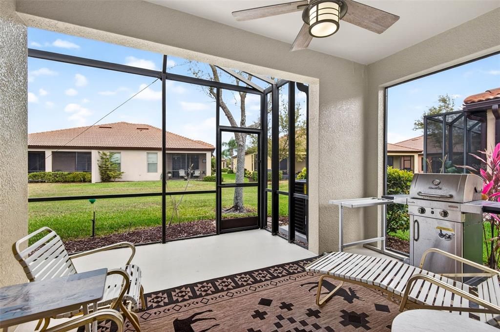 Active With Contract: $296,000 (2 beds, 2 baths, 1631 Square Feet)