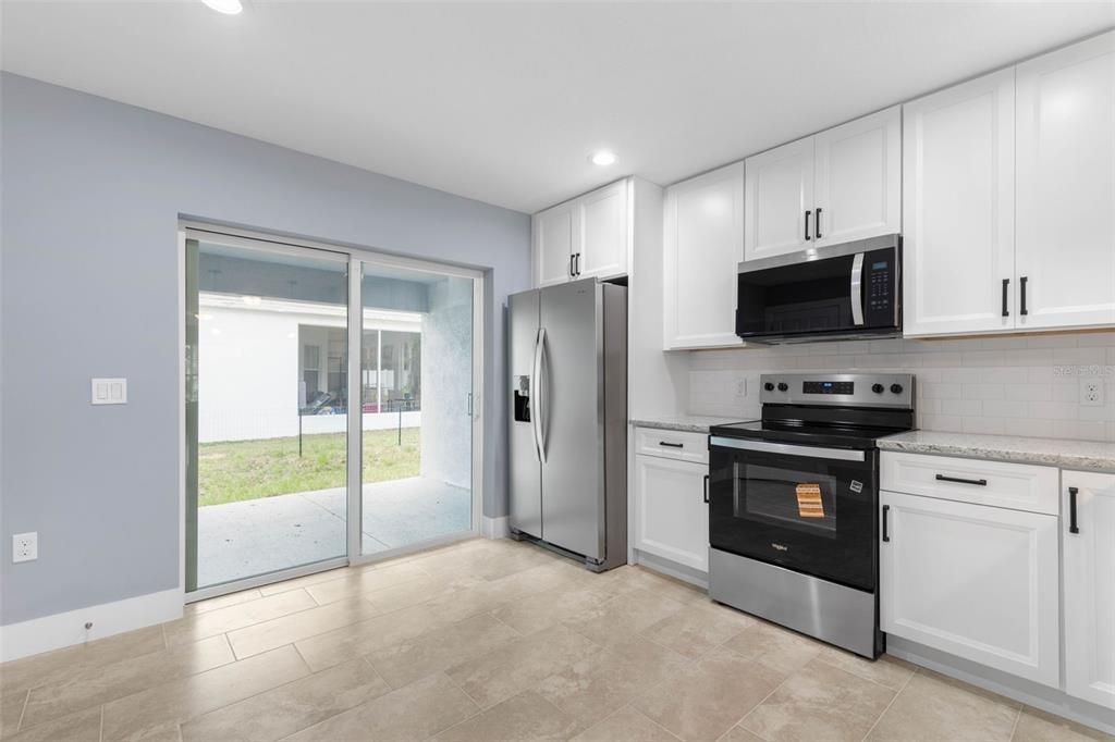 En Venta: $585,000 (12 camas, 0 baños, 2398 Pies cuadrados)