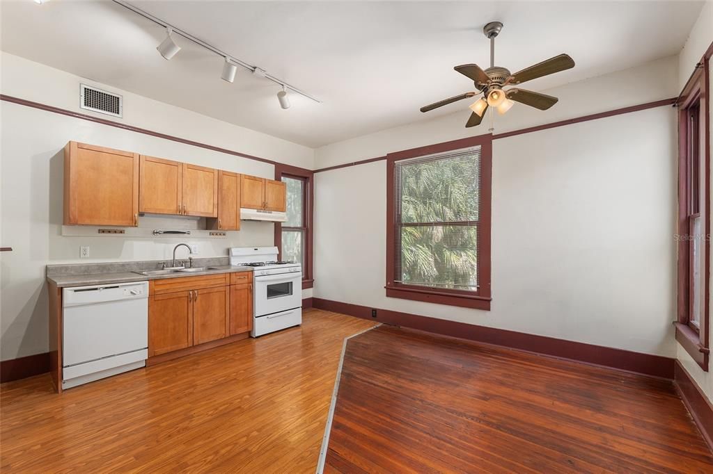 For Sale: $690,000 (3 beds, 0 baths, 2854 Square Feet)