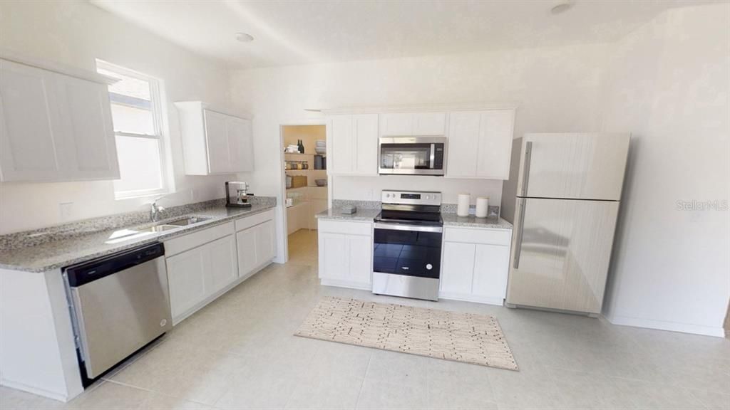 For Rent: $1,850 (3 beds, 2 baths, 1589 Square Feet)