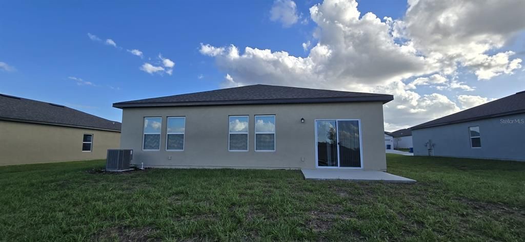 For Rent: $1,850 (3 beds, 2 baths, 1589 Square Feet)