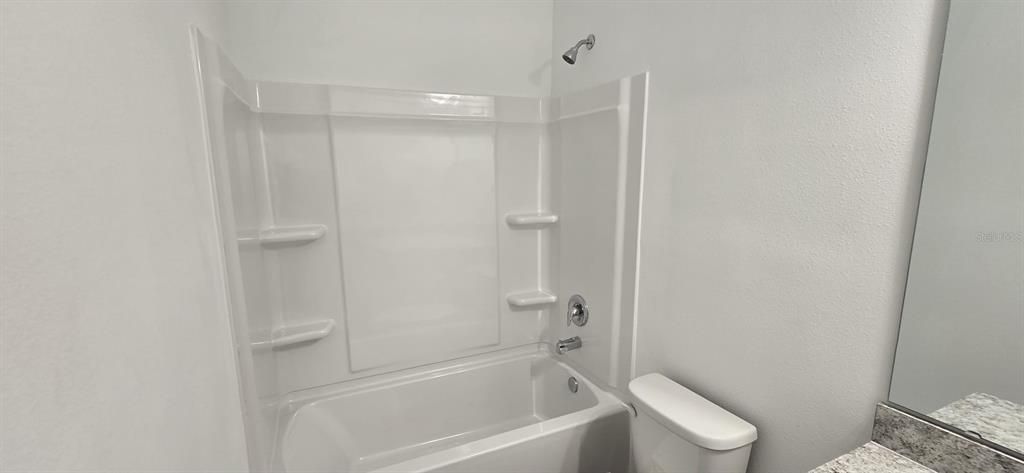For Rent: $1,850 (3 beds, 2 baths, 1589 Square Feet)