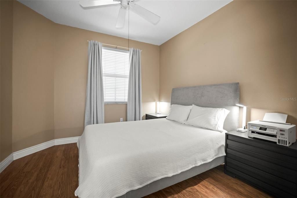 На продажу: $444,900 (2 спален, 2 ванн, 1385 Квадратных фут)