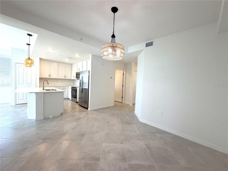 В аренду: $2,195 (3 спален, 2 ванн, 13 Квадратных фут)