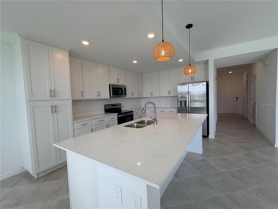 В аренду: $1,995 (2 спален, 2 ванн, 1149 Квадратных фут)