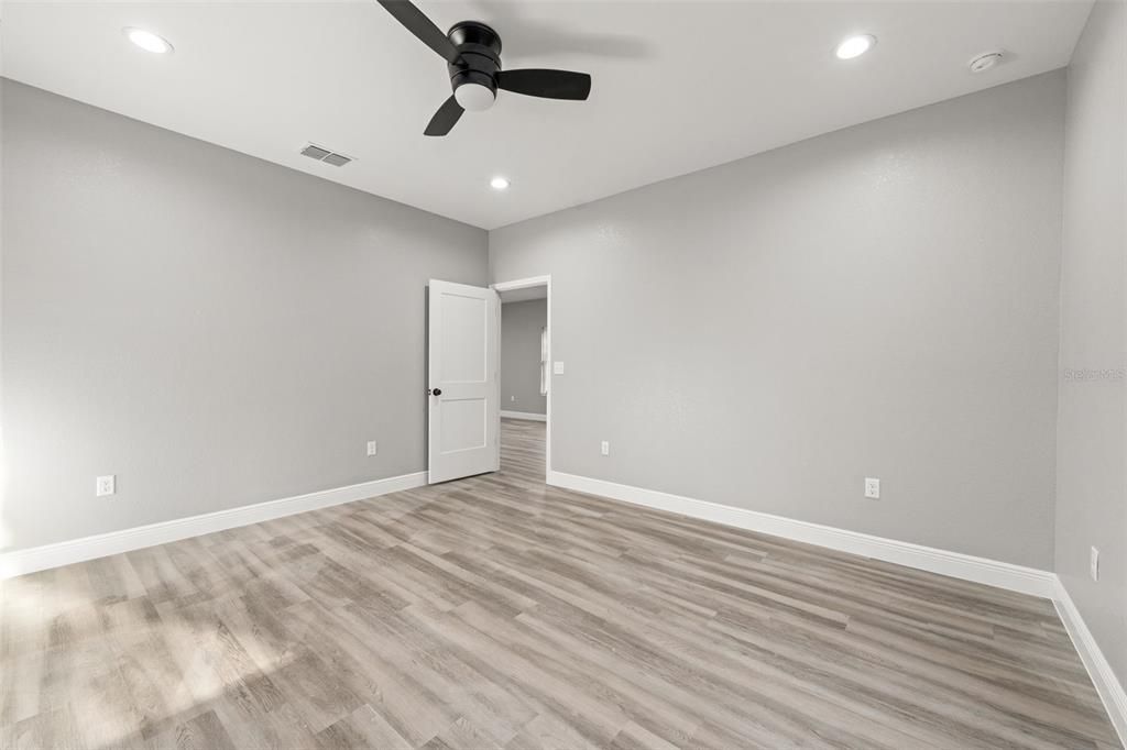 En Venta: $297,000 (3 camas, 2 baños, 1508 Pies cuadrados)