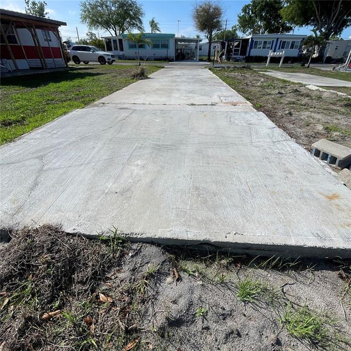待售: $35,000 (0.09 acres)