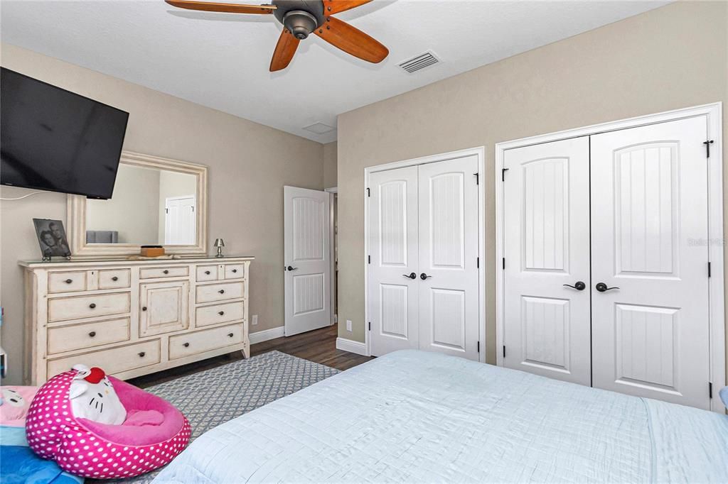 На продажу: $450,000 (3 спален, 2 ванн, 2151 Квадратных фут)