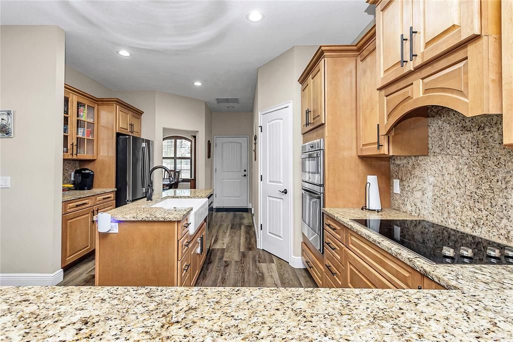 На продажу: $450,000 (3 спален, 2 ванн, 2151 Квадратных фут)