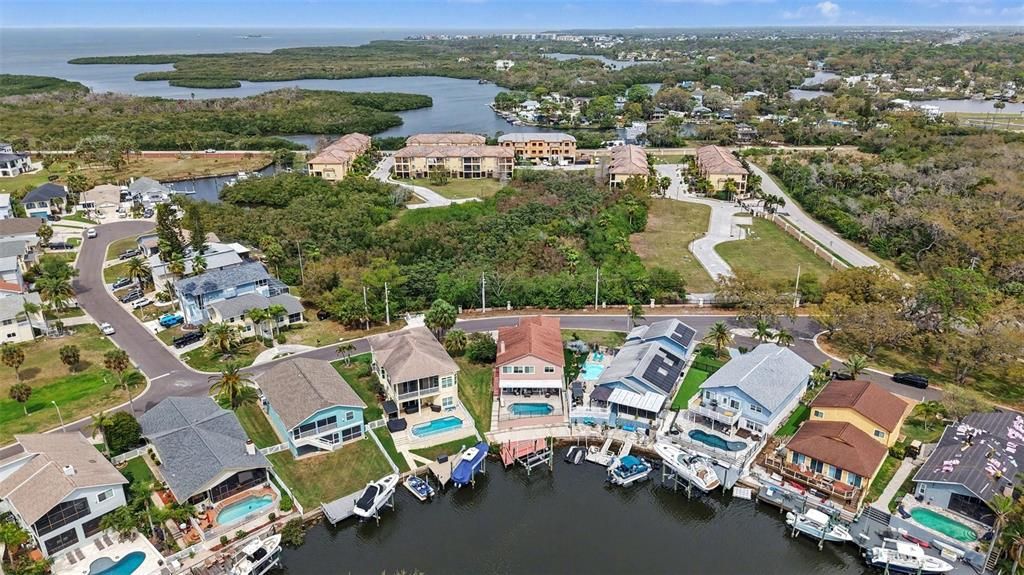 En Venta: $850,000 (5 camas, 3 baños, 3356 Pies cuadrados)