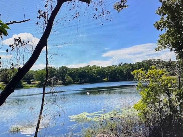 En Venta: $200,000 (1.34 acres)