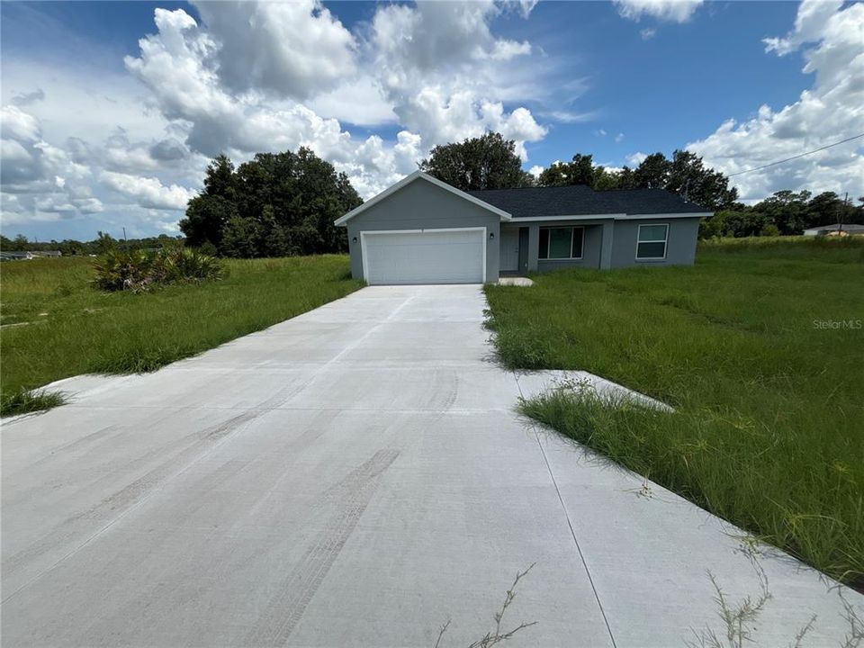 For Rent: $1,625 (3 beds, 2 baths, 1319 Square Feet)