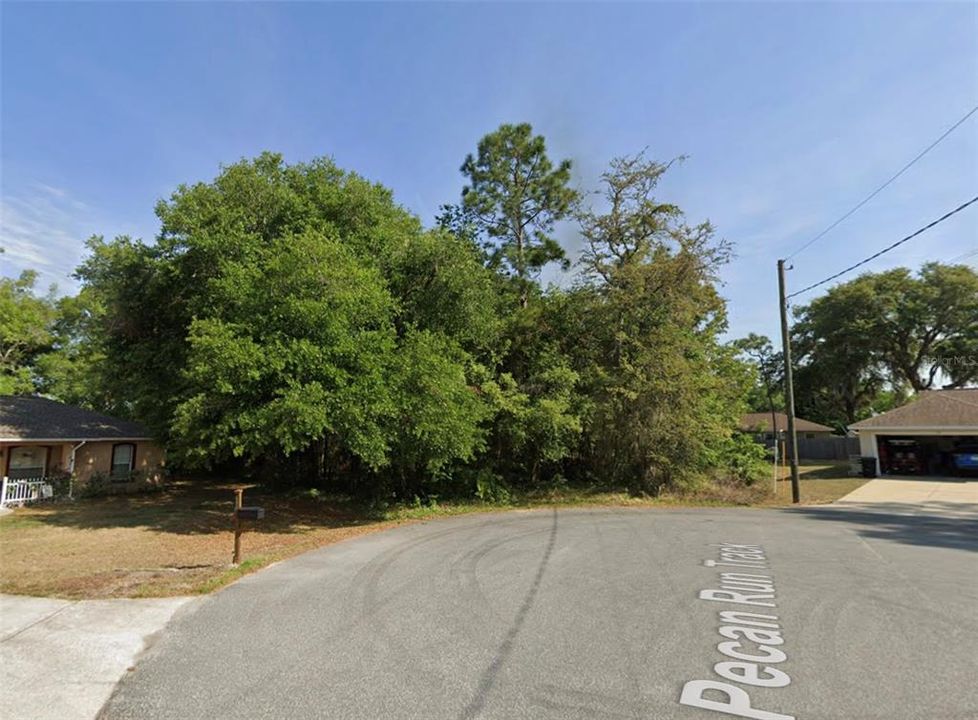 En Venta: $38,995 (0.47 acres)