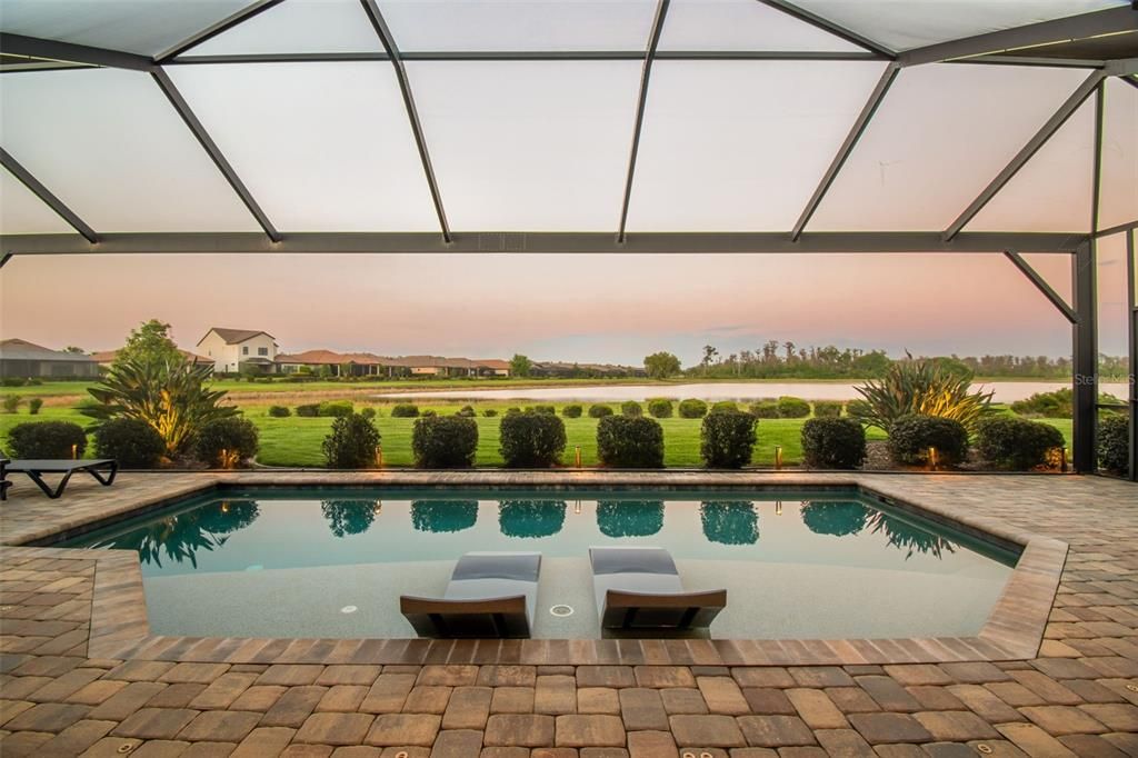Activo con contrato: $1,399,000 (3 camas, 3 baños, 3095 Pies cuadrados)