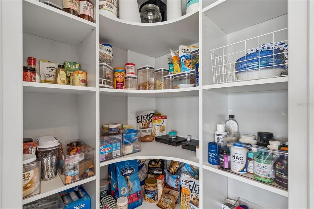 Activo con contrato: $1,399,000 (3 camas, 3 baños, 3095 Pies cuadrados)