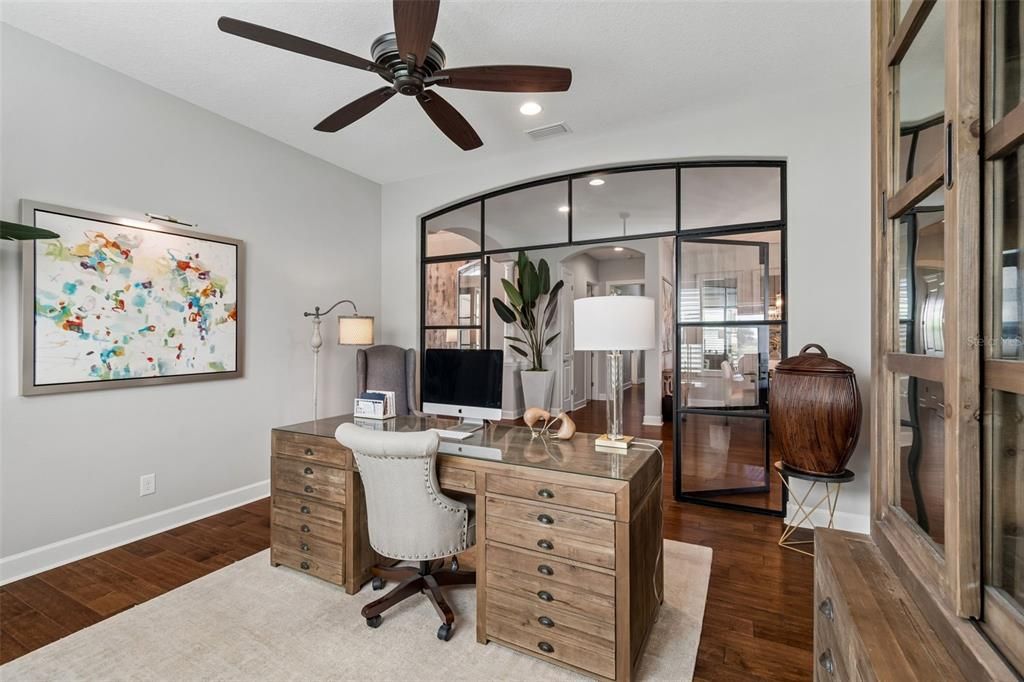 Activo con contrato: $1,399,000 (3 camas, 3 baños, 3095 Pies cuadrados)