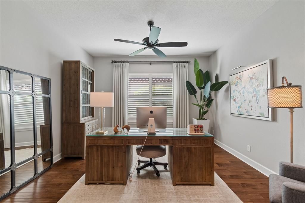 Activo con contrato: $1,399,000 (3 camas, 3 baños, 3095 Pies cuadrados)