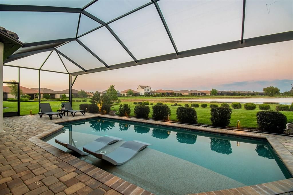 Activo con contrato: $1,399,000 (3 camas, 3 baños, 3095 Pies cuadrados)
