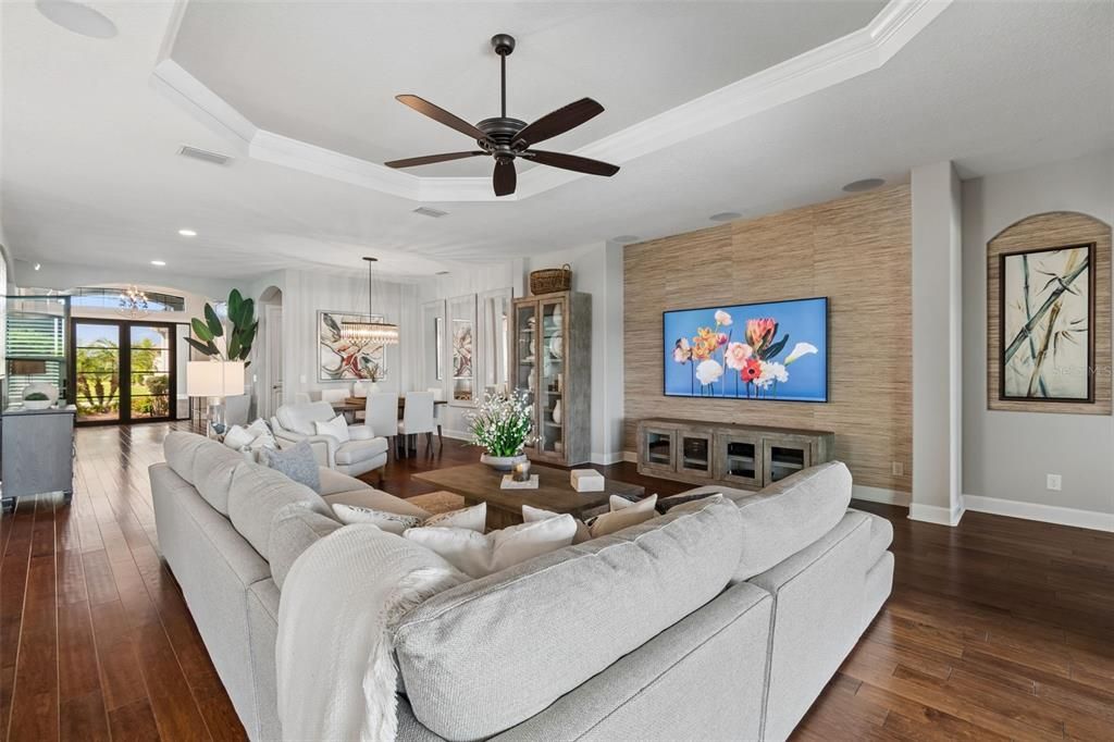 Activo con contrato: $1,399,000 (3 camas, 3 baños, 3095 Pies cuadrados)