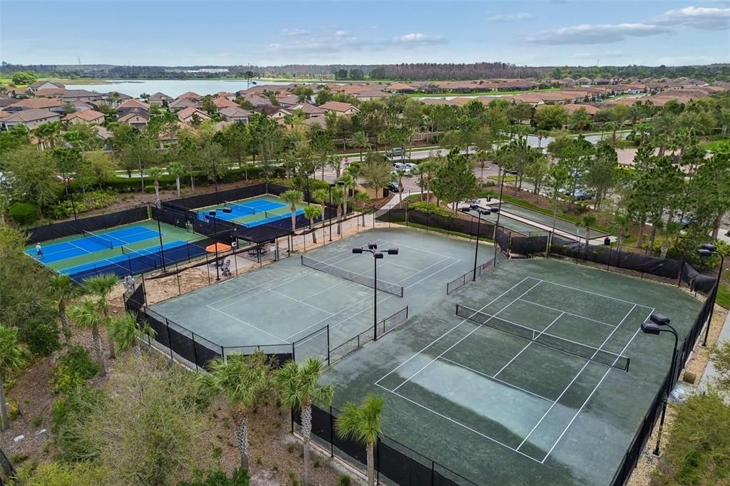 Activo con contrato: $1,399,000 (3 camas, 3 baños, 3095 Pies cuadrados)