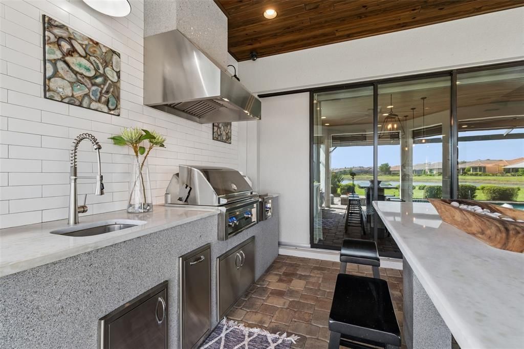 Activo con contrato: $1,399,000 (3 camas, 3 baños, 3095 Pies cuadrados)