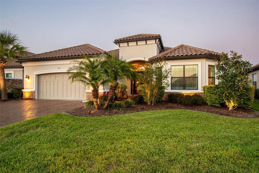 Activo con contrato: $1,399,000 (3 camas, 3 baños, 3095 Pies cuadrados)