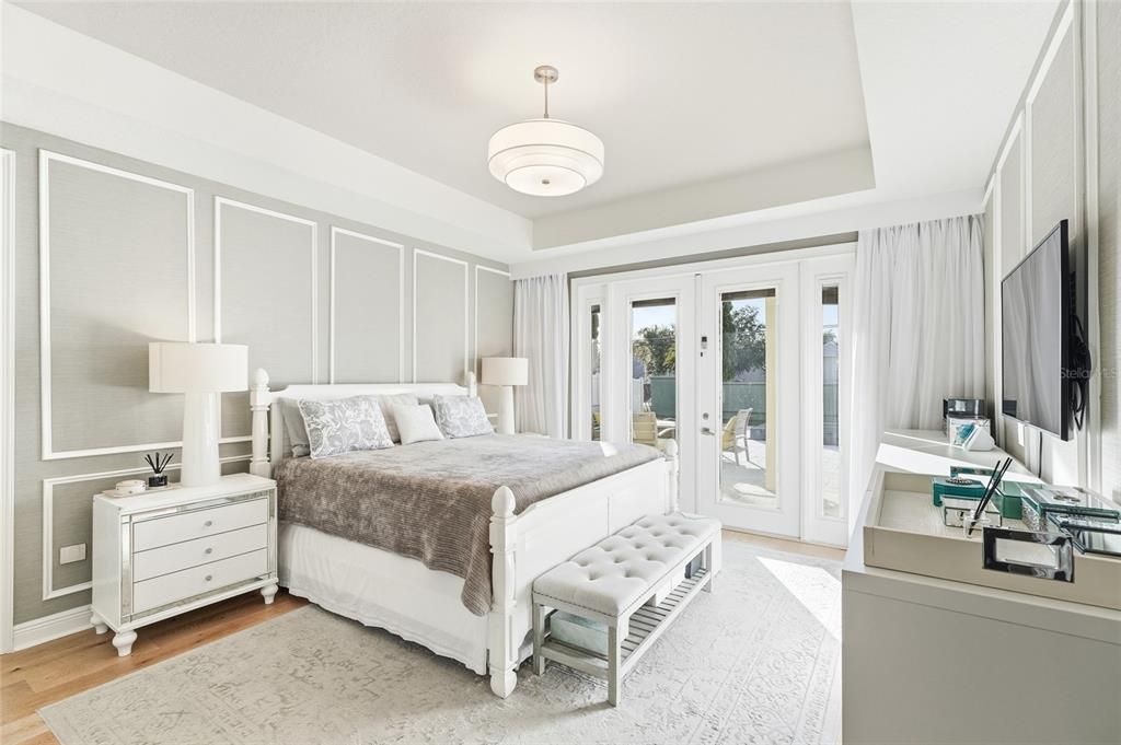 For Sale: $1,700,000 (7 beds, 6 baths, 5187 Square Feet)