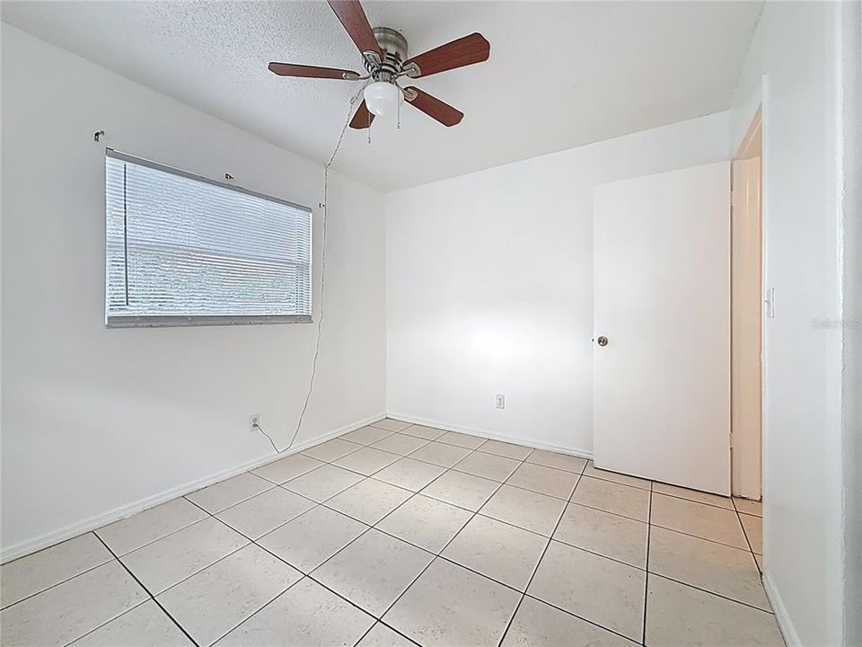 For Sale: $395,000 (4 beds, 0 baths, 1416 Square Feet)