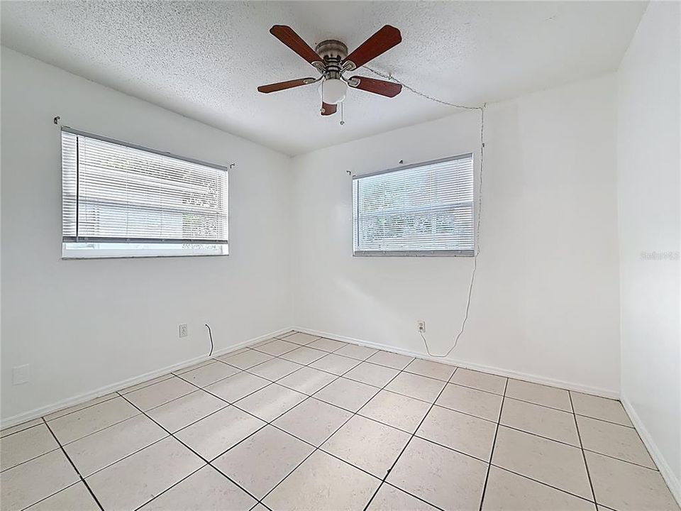 For Sale: $395,000 (4 beds, 0 baths, 1416 Square Feet)