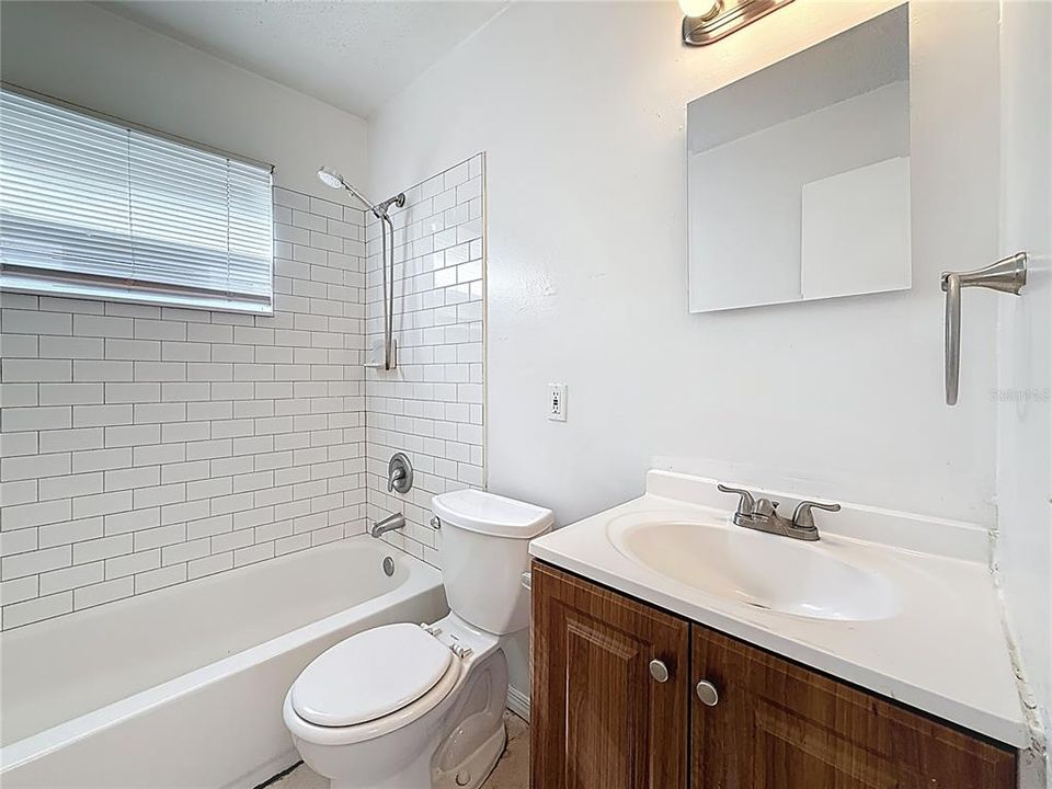 For Sale: $395,000 (4 beds, 0 baths, 1416 Square Feet)