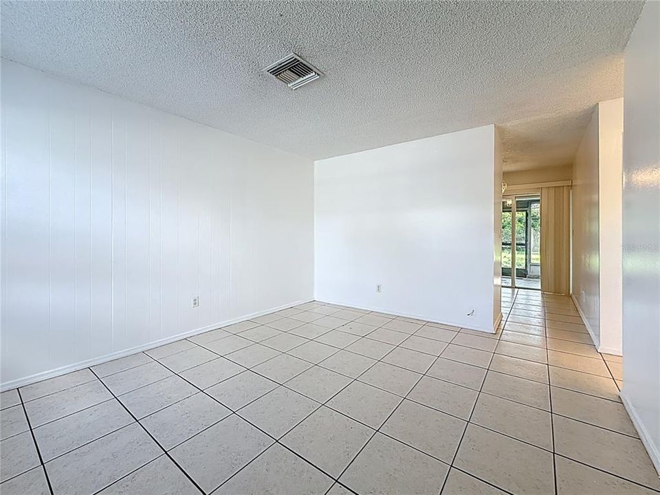 For Sale: $395,000 (4 beds, 0 baths, 1416 Square Feet)