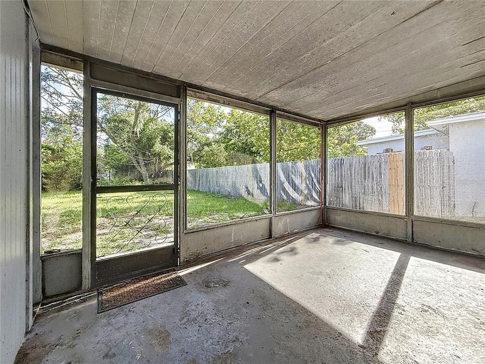 For Sale: $395,000 (4 beds, 0 baths, 1416 Square Feet)