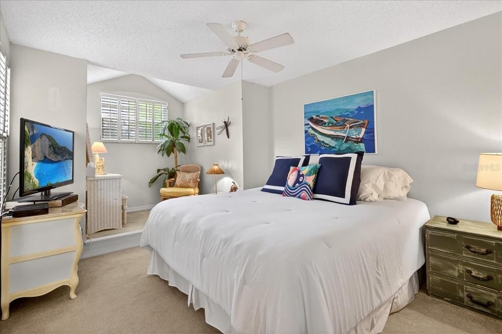 En Venta: $264,900 (2 camas, 2 baños, 1495 Pies cuadrados)