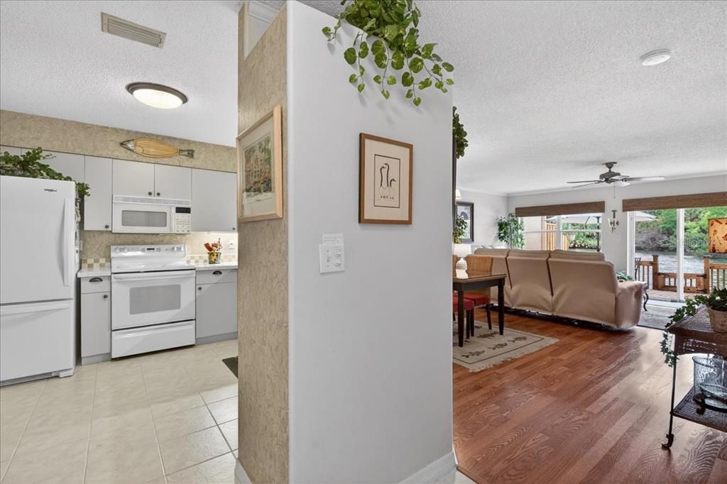 En Venta: $264,900 (2 camas, 2 baños, 1495 Pies cuadrados)