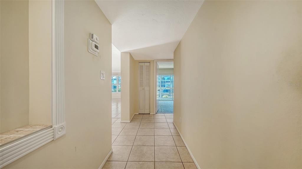 For Sale: $390,000 (2 beds, 2 baths, 1376 Square Feet)