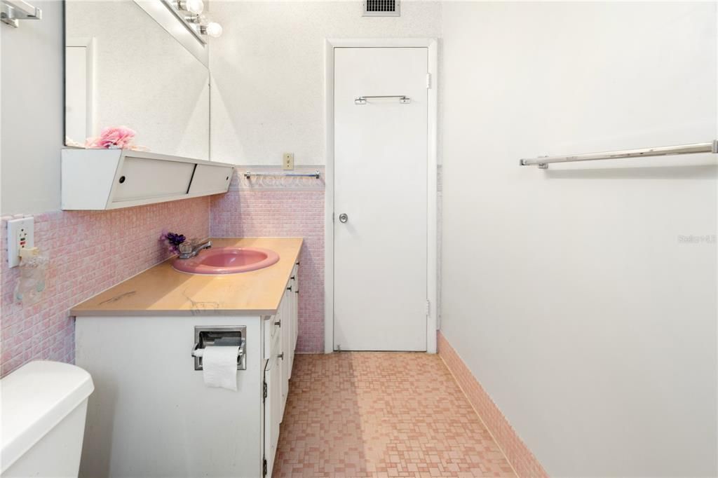 En Venta: $79,900 (1 camas, 1 baños, 640 Pies cuadrados)