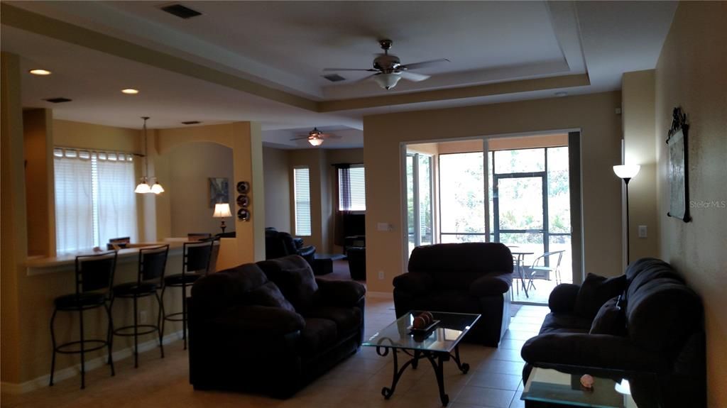 For Rent: $4,700 (3 beds, 2 baths, 1942 Square Feet)