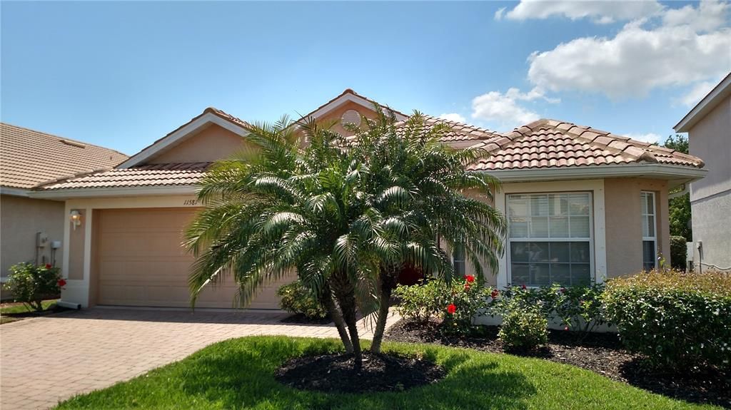 For Rent: $4,700 (3 beds, 2 baths, 1942 Square Feet)