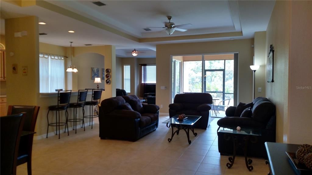 For Rent: $4,700 (3 beds, 2 baths, 1942 Square Feet)