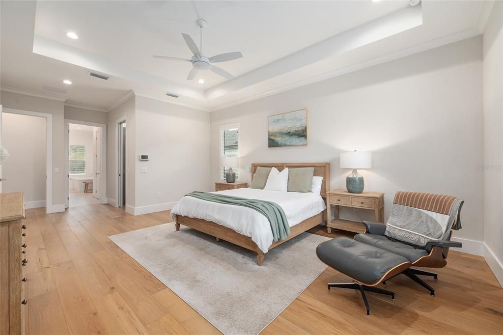 Activo con contrato: $1,399,900 (4 camas, 4 baños, 3575 Pies cuadrados)