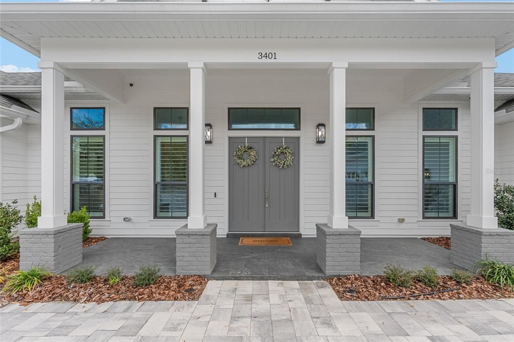 Activo con contrato: $1,399,900 (4 camas, 4 baños, 3575 Pies cuadrados)